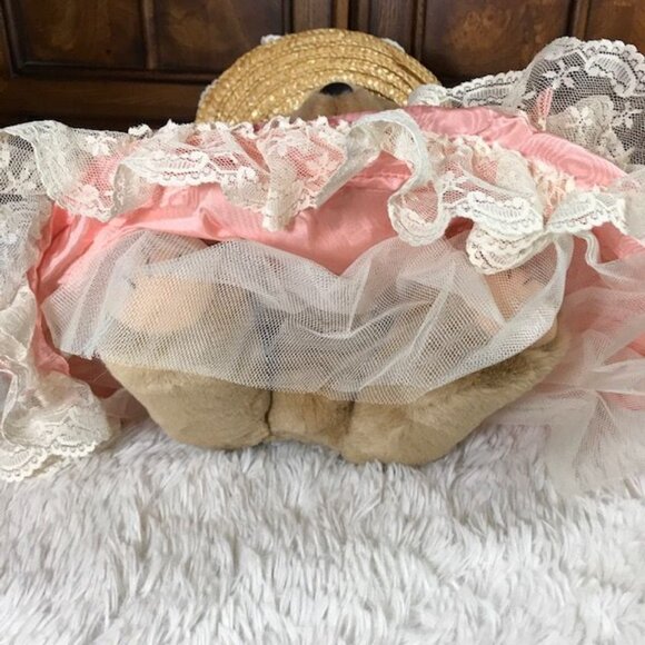 Vintage Bearly People Victorian Finely Dressed Mother and Daughter Bear Set - Picture 15 of 16